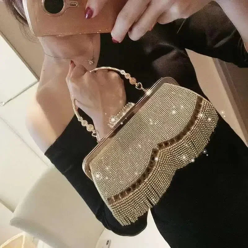 Mão para festa de casamento banquete diamante bolsa de embreagem senhoras luxo festa noite saco moda casamento vestido de noiva saco