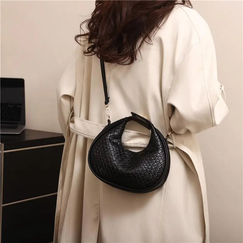 Bolsa de transporte de ombro meia lua retrô, bolsa tiracolo feminina, elegante e simples, de lazer, nova