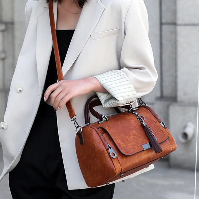 Yogodlns Tassel Decor Handbag, Bolsa de Ombro de Grande Capacidade Feminina, Saco Crossbody Zipper Fashion Com Alça Removível
