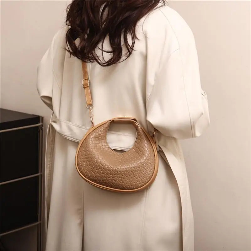 Bolsa de transporte de ombro meia lua retrô, bolsa tiracolo feminina, elegante e simples, de lazer, nova