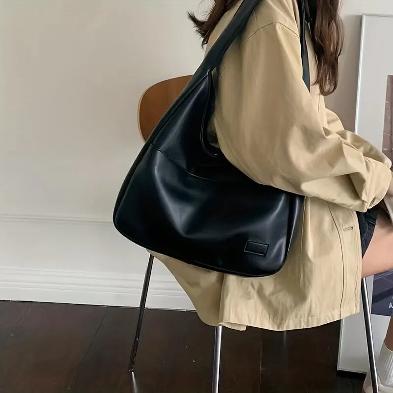 Bolsa feminina hobo simples couro pu bolsa de ombro sólida 2023 moda bolsa de grande capacidade para trabalho escolar